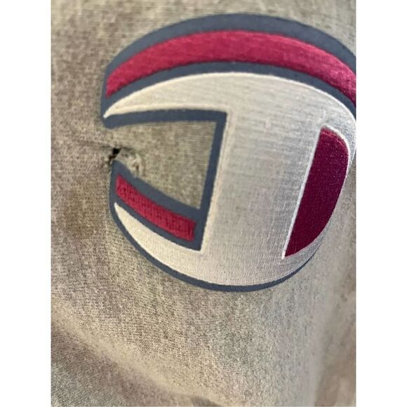 Champion Reverse Weave Gray Sweatshirt. Embroidered C. Size Large - Picture 5 of 9